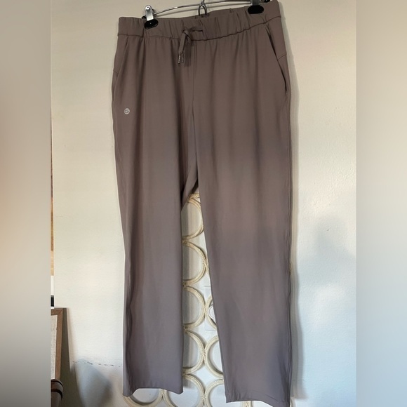 Women’s Joggers Size Large - Picture 1 of 4